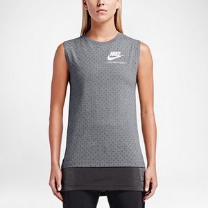 !Rare! Women’s NIKE INTERNATIONAL Tank